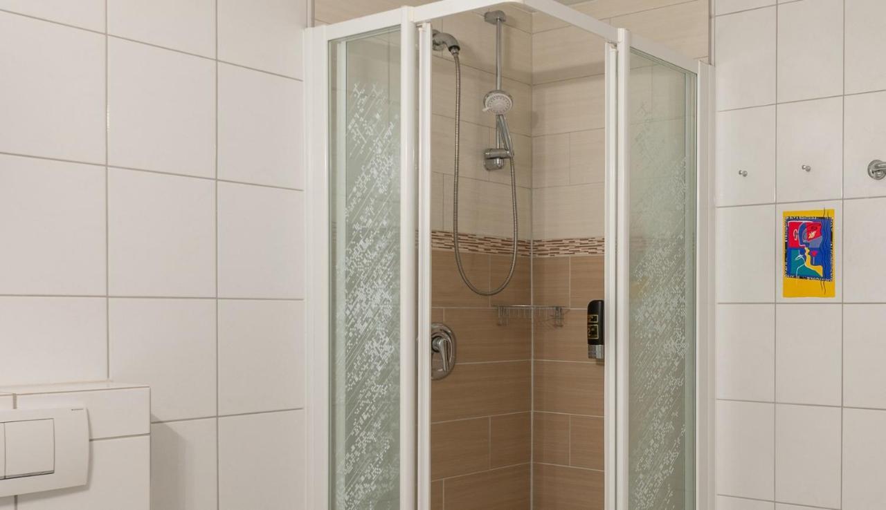 Hotel Am Wariner See Zewnętrze zdjęcie